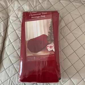 Winter Wonderland Christmas storage bag.